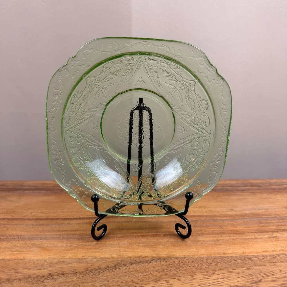 Federal Glass Madrid Uranium 5.5